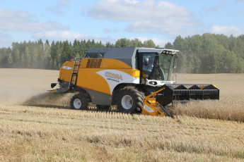 Картинка техника комбайны sampo