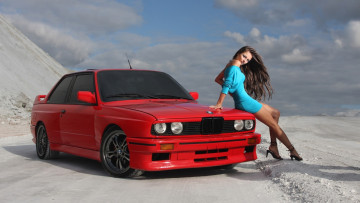 Картинка автомобили -авто+с+девушками bmw