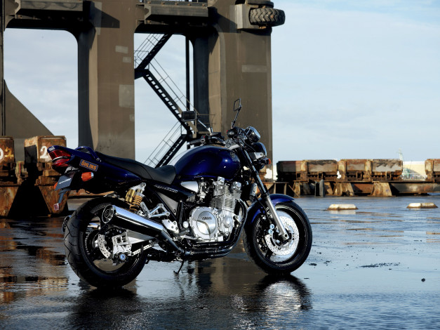 Обои картинки фото мотоциклы, yamaha