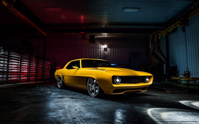 Обои картинки фото автомобили, camaro, inferno, желтый, бокс, шевроле
