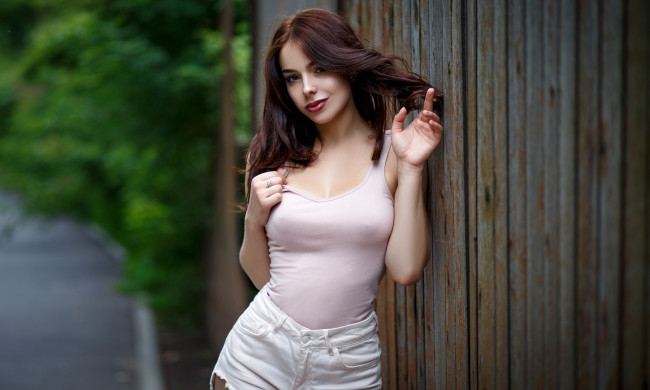 Обои картинки фото девушка, девушки, -unsort , брюнетки, темноволосые, модель