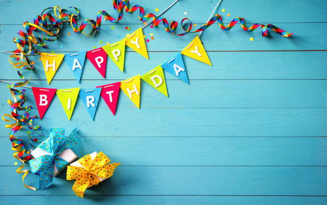 Обои картинки фото праздничные, день рождения, надпись, серпантин