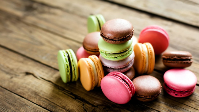 Обои картинки фото еда, макаруны, лакомство, печенье, ассорти