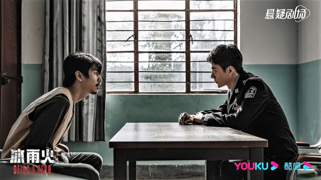 Обои картинки фото кино фильмы, being a hero, чэнь, юй, полицейский, допрос