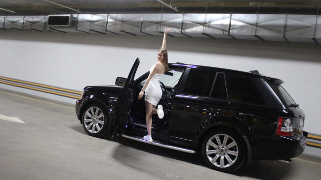 Обои картинки фото автомобили, -авто с девушками, land, rover, range