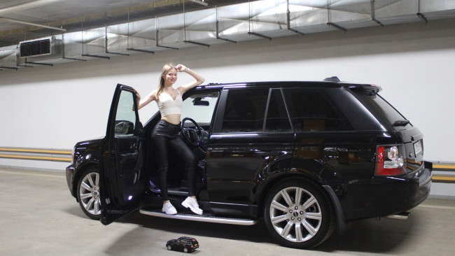 Обои картинки фото автомобили, -авто с девушками, land, rover, range