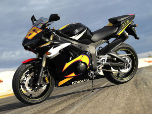 Картинка мотоциклы yamaha