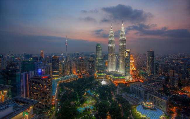 Обои картинки фото kuala, lumpur, города, куала, лумпур, малайзия, ночь, город, огни, башни