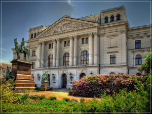 Картинка neues rathaus altona hamburg города здания дома статуи здание клумбы парк цветы