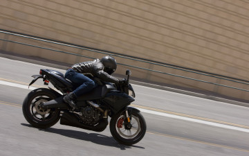 Картинка мотоциклы buell 1125cr