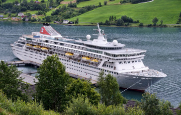 Картинка balmoral корабли лайнеры круиз лайнер океанский причал