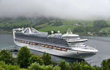 Картинка caribbean+princess корабли лайнеры круиз причал лайнер океанский