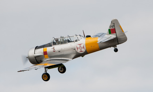 Обои картинки фото harvard iv, авиация, лёгкие одномоторные самолёты, спортивный, самолет