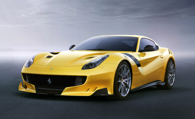 Обои картинки фото автомобили, ferrari, f12tdf, 2015г, желтый