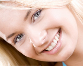 Картинка календари девушки улыбка лицо взгляд женщина