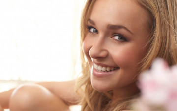 Картинка девушки hayden+panettiere улыбка лицо блондинка