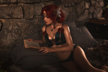 Картинка katssby девушки софия+летяго+ sophie+katssby девушка женщина разноцветная сексуальная модель звезда позирует разная обувь верхняя стильная одежда нижнее эротическое бельё трусы лифчик аксессуары макияж колготки чулки и множество элементов на фотографии