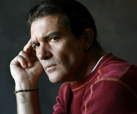 Картинка мужчины antonio+banderas актер лицо
