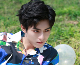 Картинка 02 09 2023+фото+в+день+рождения+рождения мужчины wang+hao+xuan ван хао сюань