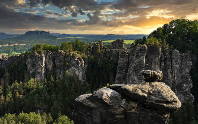 Обои картинки фото природа, горы, скалы, деревья, долина