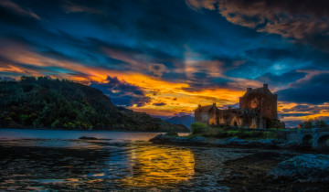 Картинка города -+дворцы +замки +крепости крепость вода замок закат облака озеро