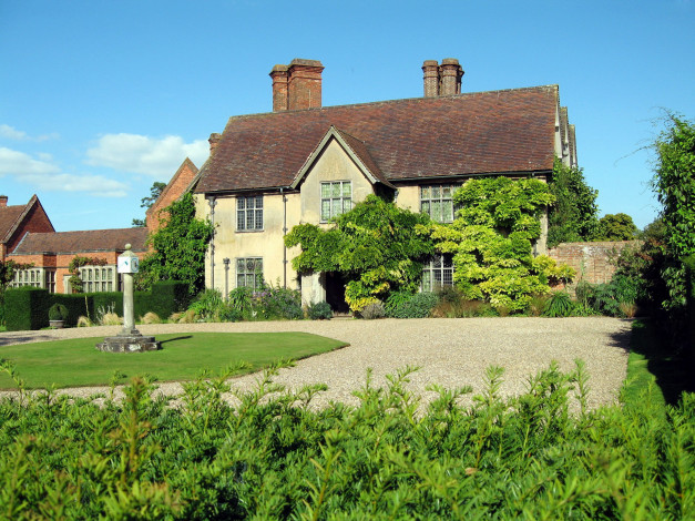 Обои картинки фото города, - здания,  дома, дом, деревья, часы, трава