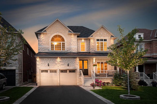 Обои картинки фото города, - здания,  дома, вечер, дом, гараж, дерево