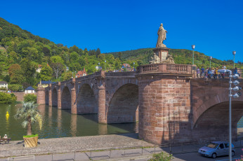 Картинка города -+мосты простор