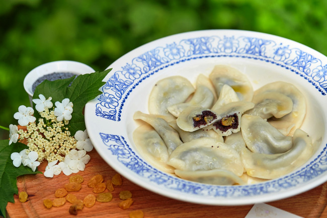 Обои картинки фото еда, пельмени,  манты,  вареники, вареники