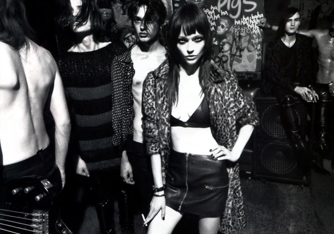 Обои картинки фото разное, знаменитости, саша, пивоварова, парни, черно-белая