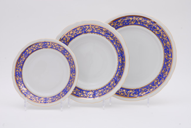 Обои картинки фото разное, посуда, столовые, приборы, кухонная, утварь, сервиз, фарфор, тарелки