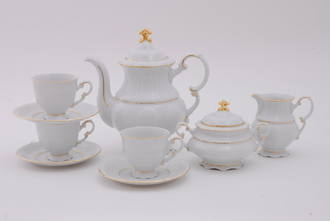 Обои картинки фото разное, посуда, столовые, приборы, кухонная, утварь, блюдца, чашки, чайник