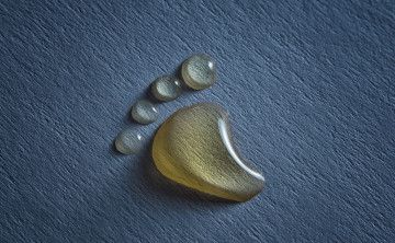 Картинка разное капли +брызги +всплески объем вода абстракция стопа