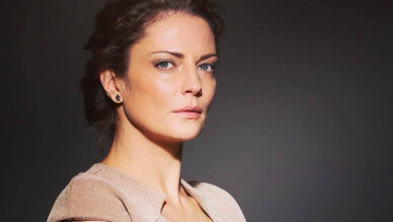 Картинка девушки teodora+duhovnikova актриса лицо