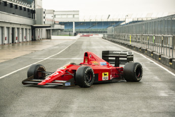 обоя автомобили, formula 1, ferrari
