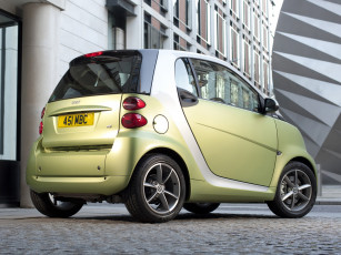 Картинка автомобили smart fortwo coupe