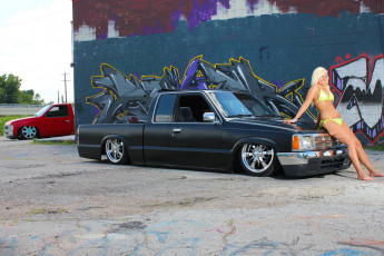 Картинка автомобили авто девушками mazda