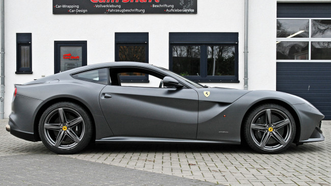 Обои картинки фото ferrari, f12, автомобили, красота, скорость, мощь, автомобиль