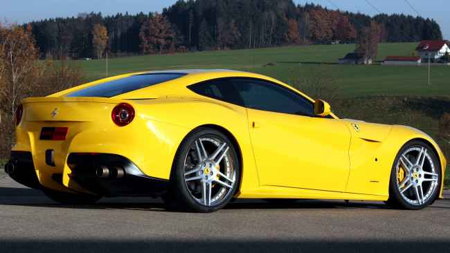 Обои картинки фото ferrari, f12, автомобили, мощь, скорость, красота, автомобиль