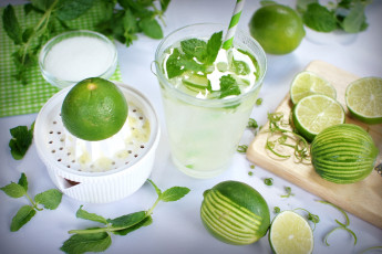 Картинка еда напитки +коктейль мята лайм мохито
