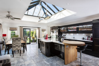 Картинка интерьер кухня мебель