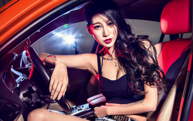 Обои картинки фото автомобили, -авто с девушками, девушка, взгляд, фон, автомобиль, азиатка