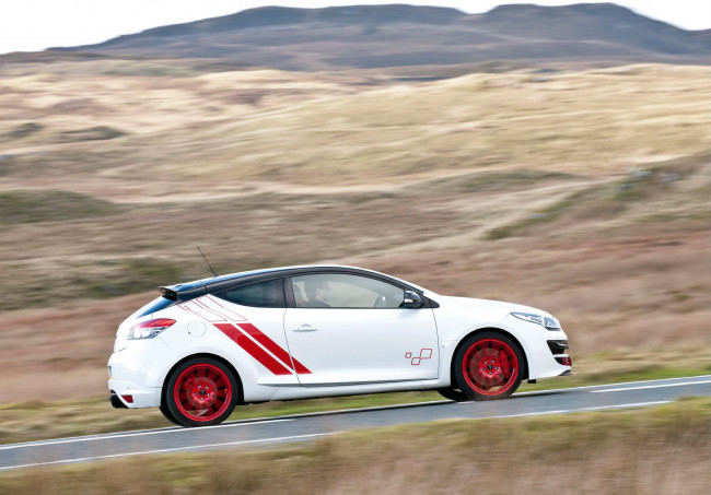 Обои картинки фото автомобили, renault, mеgane, 275, 2014, uk-spec, trophy-r, светлый