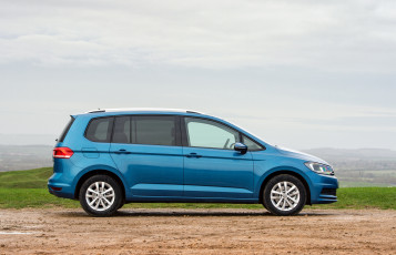 Картинка автомобили volkswagen 2015г touran uk-spec