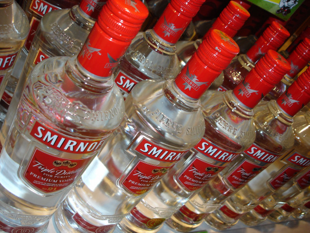 Обои картинки фото бренды, smirnoff, водка