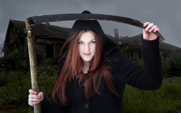 Картинка девушки -+креатив +косплей девушка капюшон коса деревня