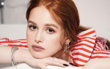 Картинка девушки madelaine+petsch рыжая лицо украшения