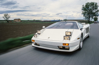 Картинка автомобили cizeta