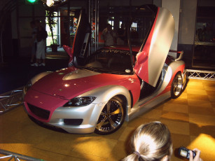 Картинка автомобили mazda