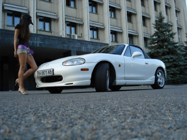 Обои картинки фото автомобили, авто, девушками